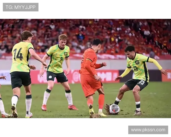 亚洲杯精彩开赛 中国队迎战强敌 赛前备战情况揭秘