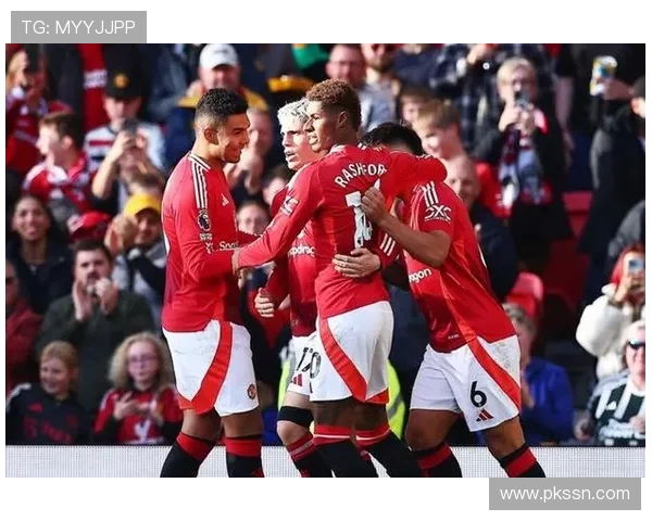 英超最新赛况：曼联逆转胜利 热刺强势崛起 阿森纳继续领跑